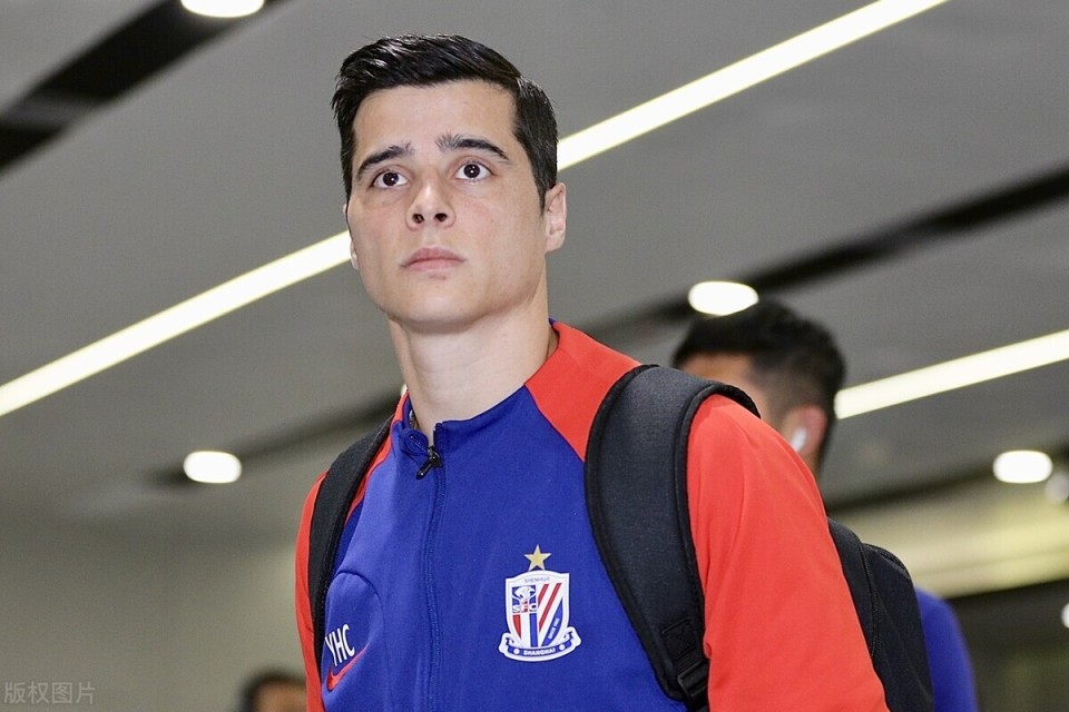 根据中共中 根据中共中